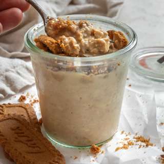 Biscoff Overnight Oats