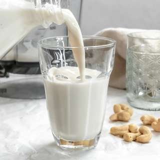 How to Make Cashew Milk