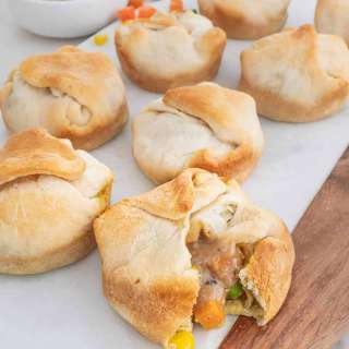 Mini Vegan Pot Pies [Quick and Easy]