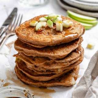 Apple Cinnamon Pancakes