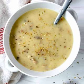 Easy Vegan Mushroom Gravy