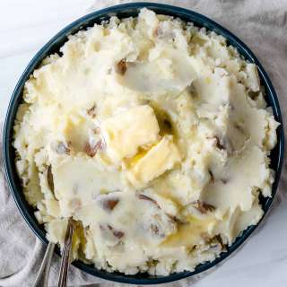 The BEST Vegan Mashed Potatoes (+ Variations!)