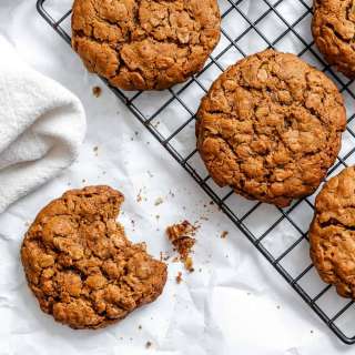 Gingerbread Oatmeal Cookies