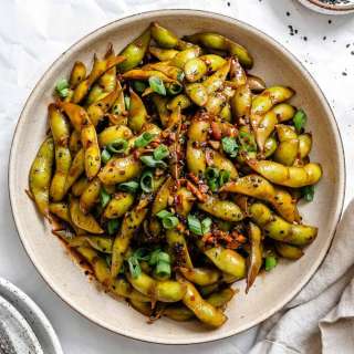 Quick Spicy Edamame [Chili and Garlic]