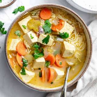 Garlic Ginger Soup With Noodles