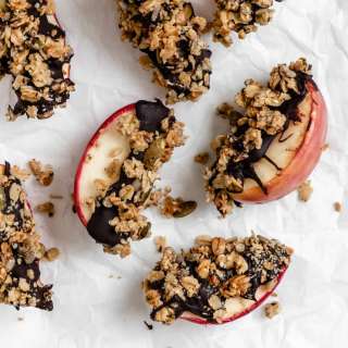 Healthy Apple Snacks with Granola