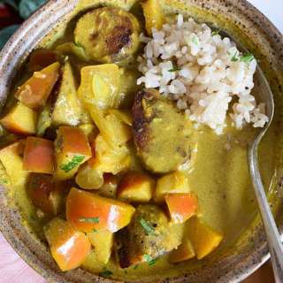 Vegan Coconut Curry with Apples