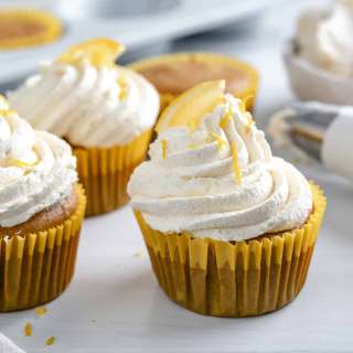Easy Vegan Lemon Cupcakes
