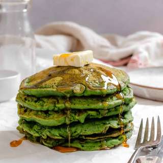 Easy Banana Spinach Pancakes