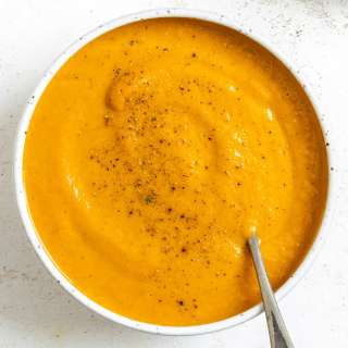 Creamy Curried Carrot Ginger Soup