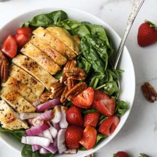 
Whole30 Grilled Chicken Strawberry Salad