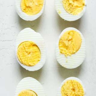 
Hard Boiled Eggs in Microwave