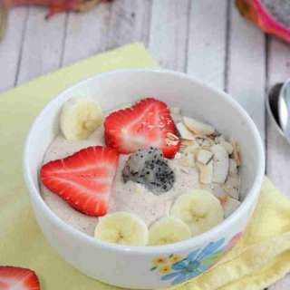 Dairy-Free Dragon Fruit Protein Smoothie Bowl