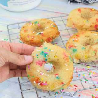 Cakey Collagen Donuts (gluten-free!)