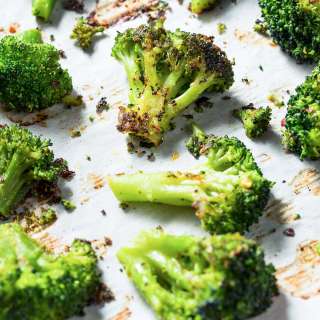 Roasted Broccoli for Beginners: How long to cook, best temp and more!