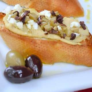 Hummus Crostini Appetizer