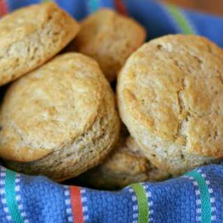 Whole Wheat Biscuit Recipe (Beginner Friendly)