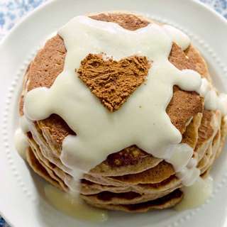 Cinnamon Roll Pancakes (Cinnabon Inspired)