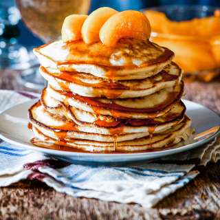 Fluffy Peach Pancakes