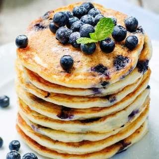 Fluffy Lemon Blueberry Pancakes
