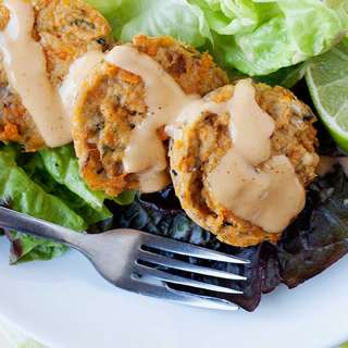 Easy Salmon Cakes