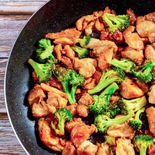 Chicken and Broccoli Stir Fry