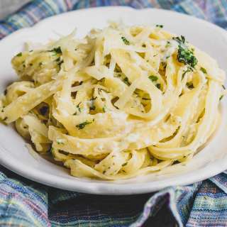 Easy Alfredo Sauce with Half and Half