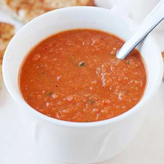 Healthy Tomato Veggie Soup