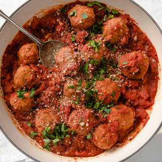 Quick & Easy Meatless Meatballs
