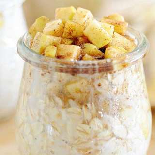 Cinnamon Apple Overnight Oats