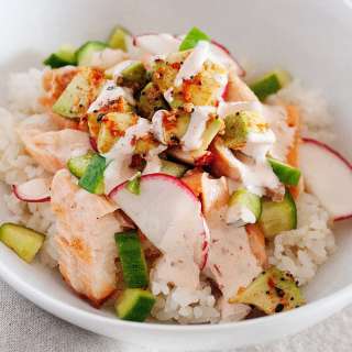 Salmon Avocado Bowls with Spicy Mayo