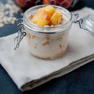 Peaches and Cream Overnight Oatmeal