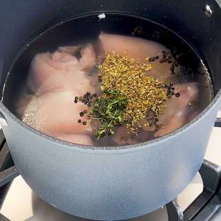 Poached Chicken Thighs