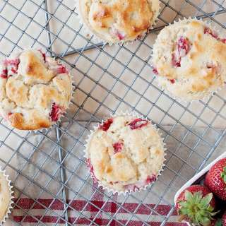 Strawberry Yogurt Oat Muffins