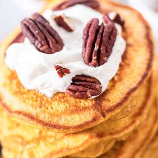 Fluffy Bisquick Pumpkin Pancakes