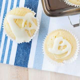 Easy Lemon Yogurt Muffins