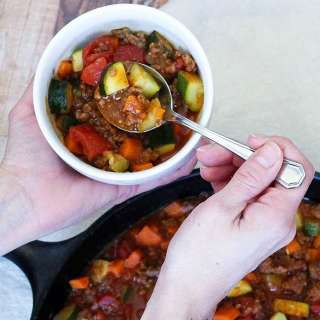 Slow Cooker Chili Recipe With No Beans (Meat & Veggie Paleo Chili)
