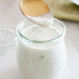 Easy Homemade Ranch Dressing Recipe