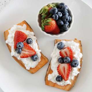 Healthy Berries and Protein Sweet Potato Toast