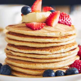 Cottage Cheese Oat Pancakes
