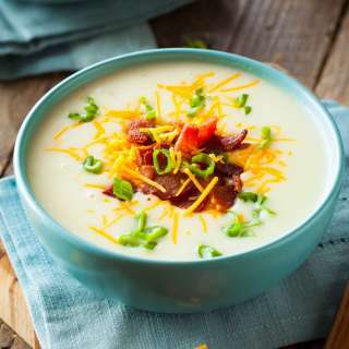 Easy Crockpot Cheesy Potato Soup
