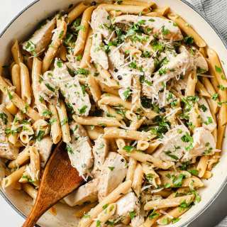 Creamy Garlic Chicken Pasta