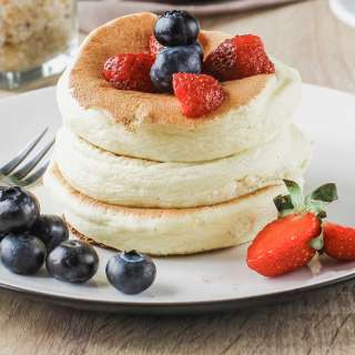 Fluffy Soufflé Pancakes (Foolproof Recipe)