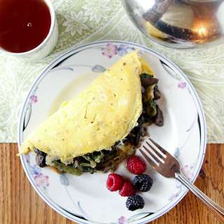 Mushroom & Lettuce Omelet