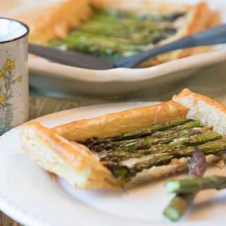 Asparagus Gruyere Tart