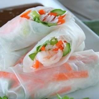 Fresh Spring Rolls Recipe with Peanut Dipping Sauce