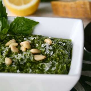 Spinach Pesto Recipe with Garlic