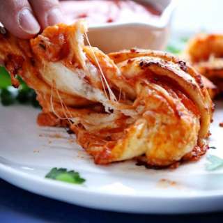 Four Cheese Pepperoni Pizza Knots