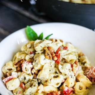 One Pot Cheesy Pesto Tortellini