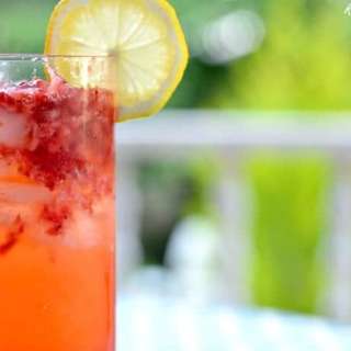 Strawberry Gin Fizz